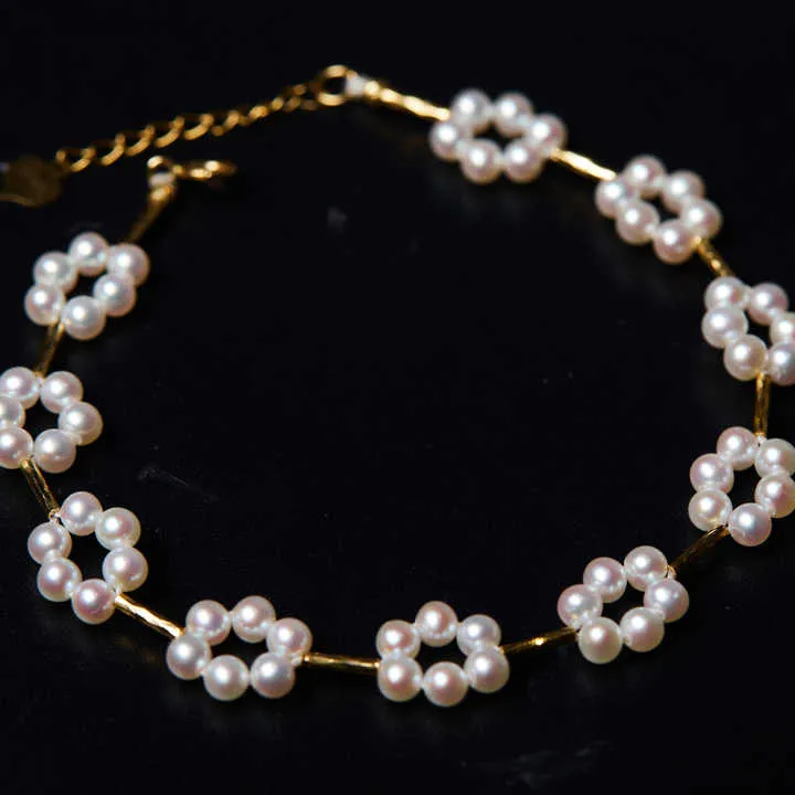 اسوار نسائية , Women's bracelets