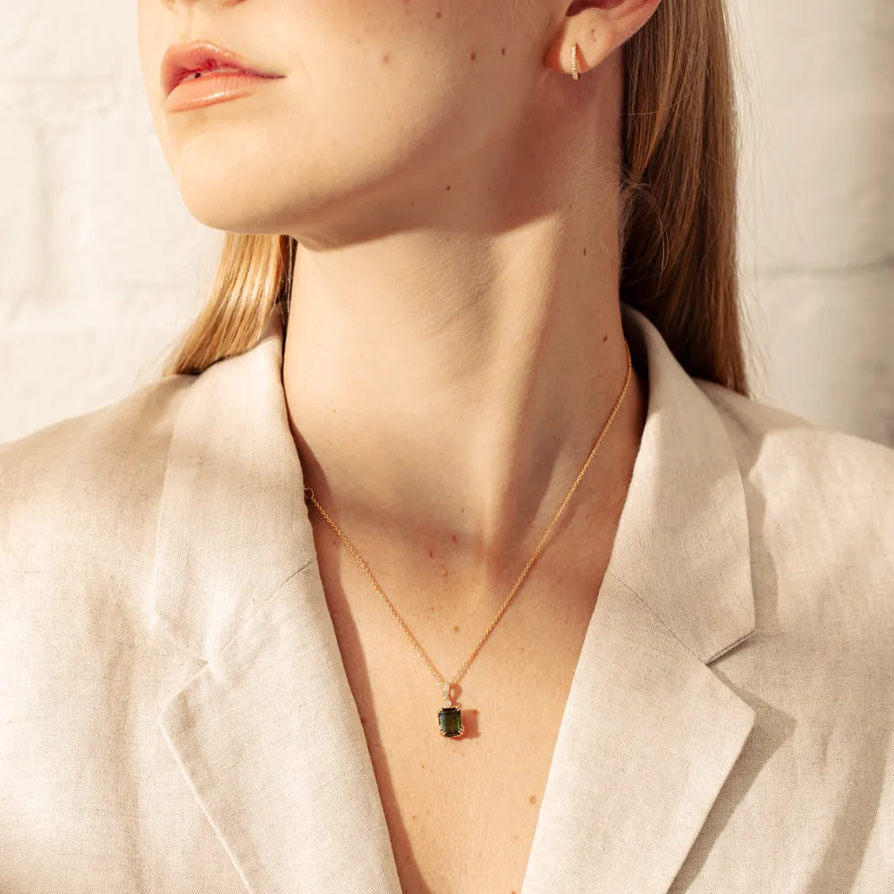 18ct Yellow Gold 2.50ct Green Tourmaline & Diamond Romanov Pendant