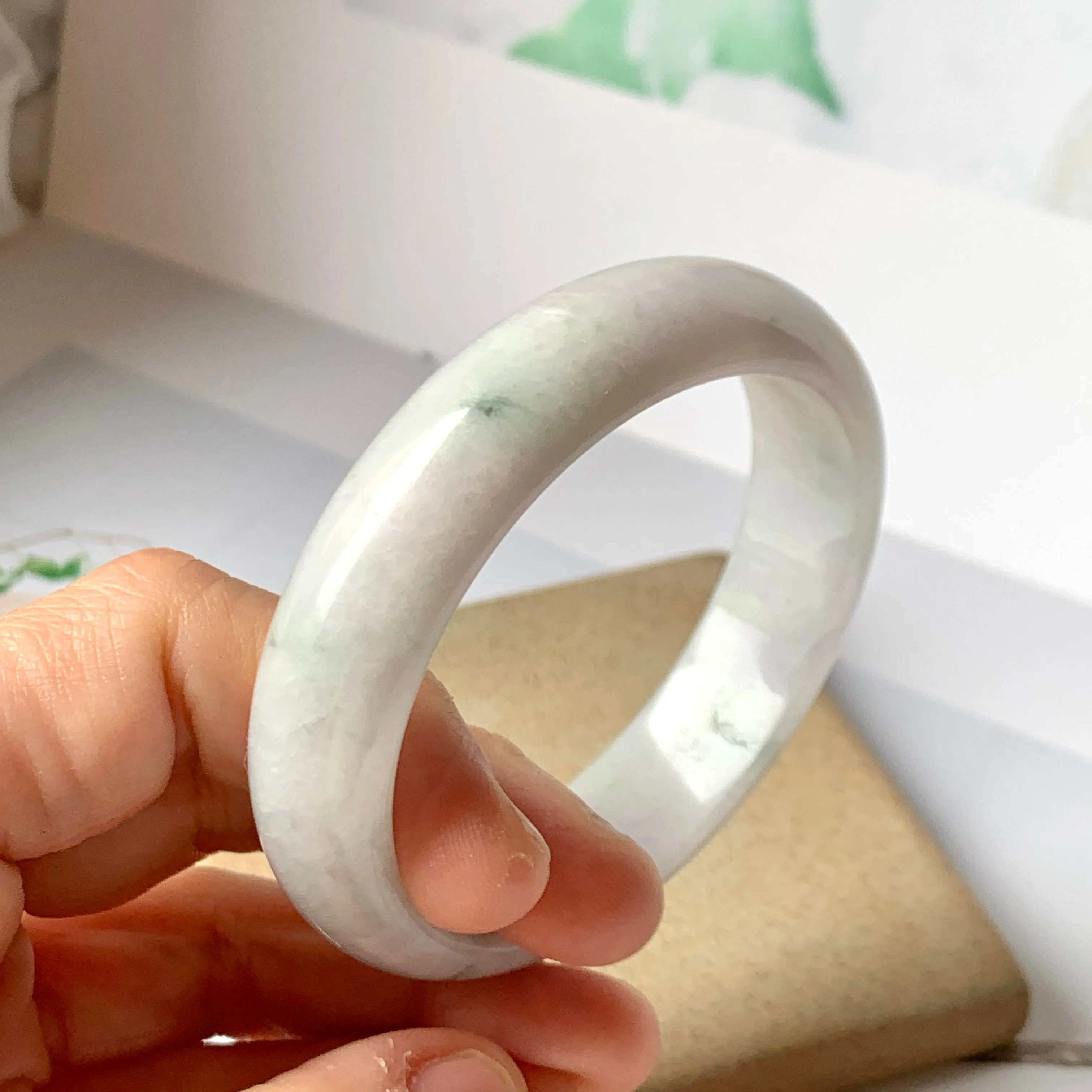 53.1 mm A-Grade Natural Lavender Bluish Green Floral Jadeite Modern Round Bangle No.151984