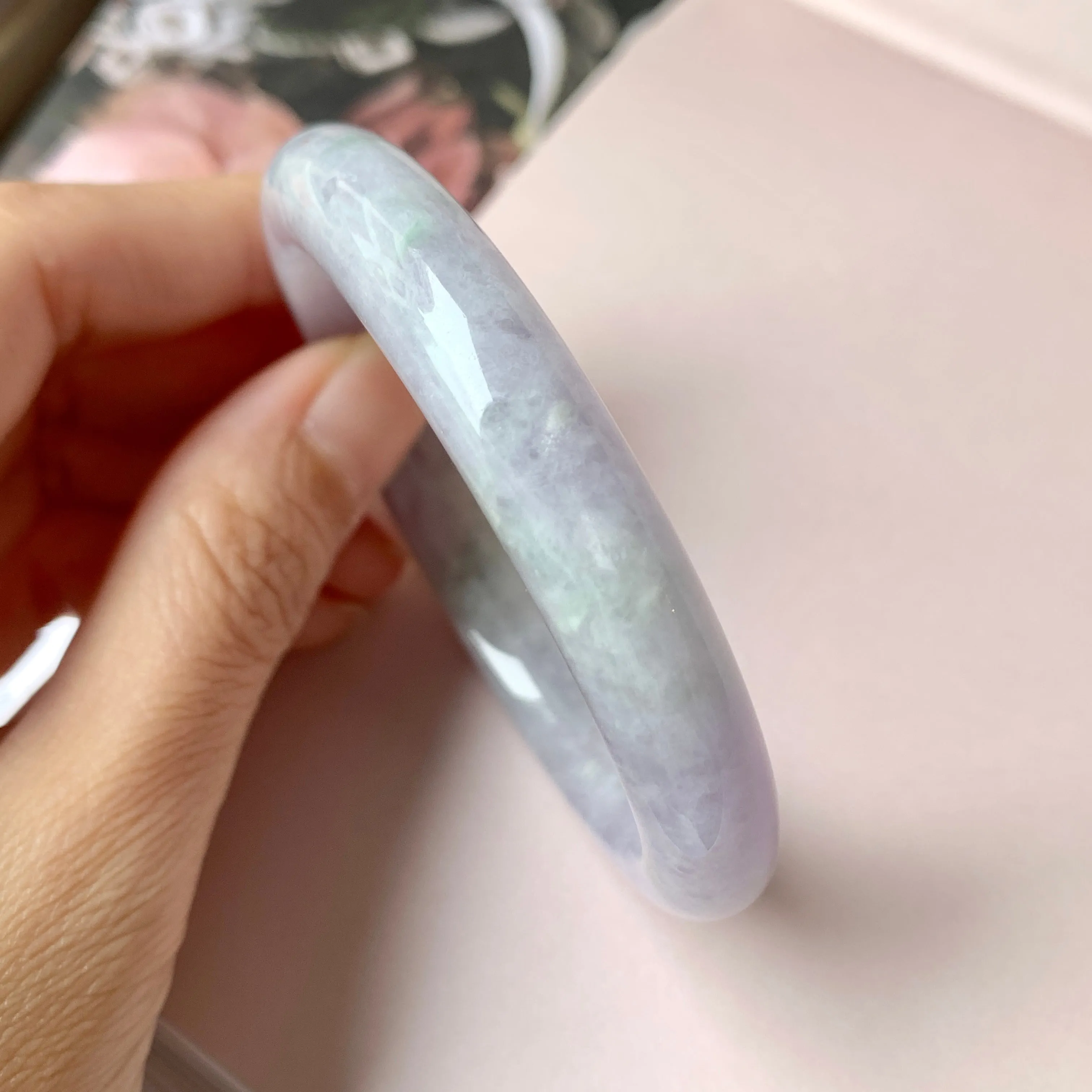 55.5mm A-Grade Natural Lavender Jadeite Modern Round Bangle No.152834
