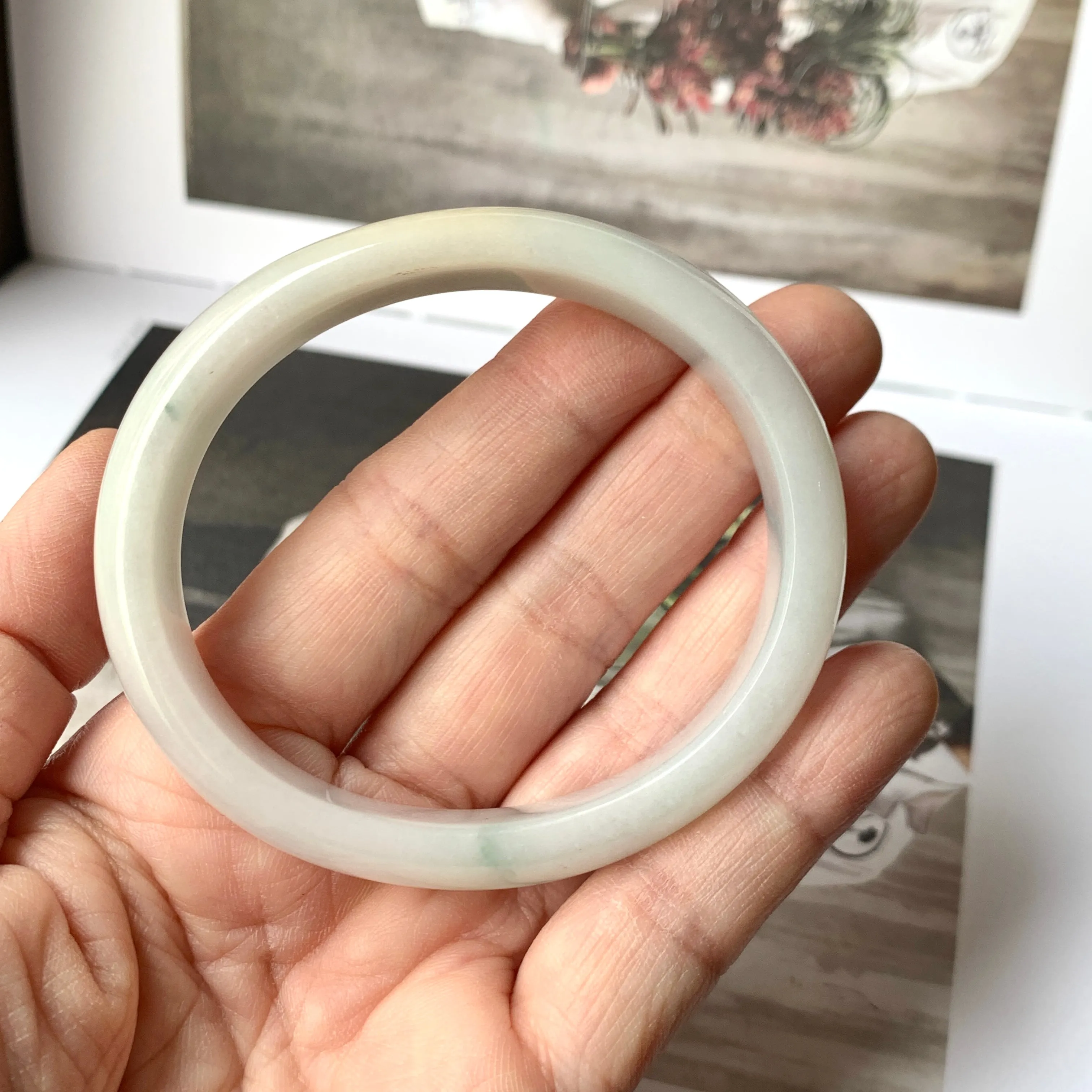 55.7mm A-Grade Natural Tri-Colour Jadeite Modern Oval Bangle No.330090