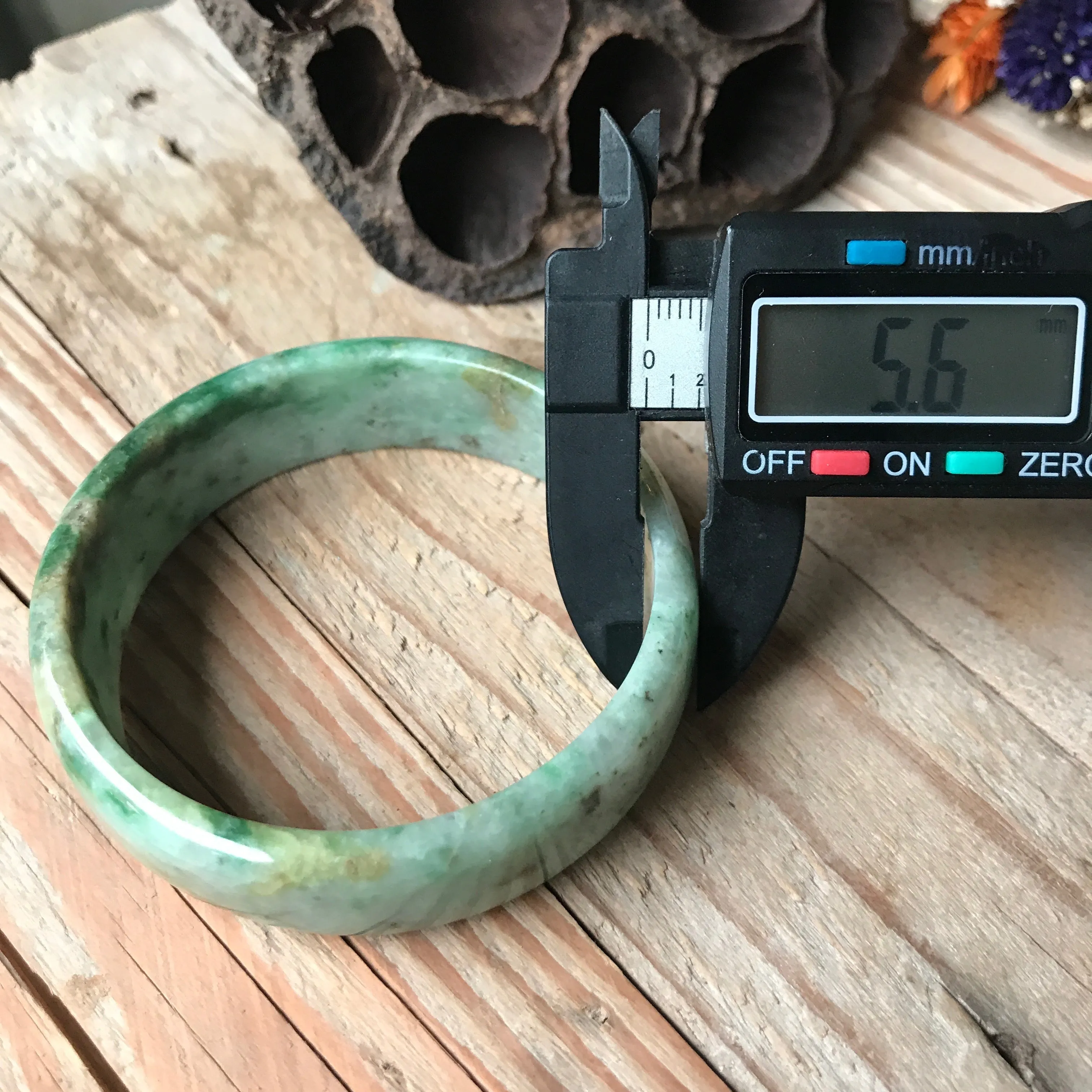 55.9mm A-Grade Type A Natural Jadeite Jade Modern Round Bangle No.151408