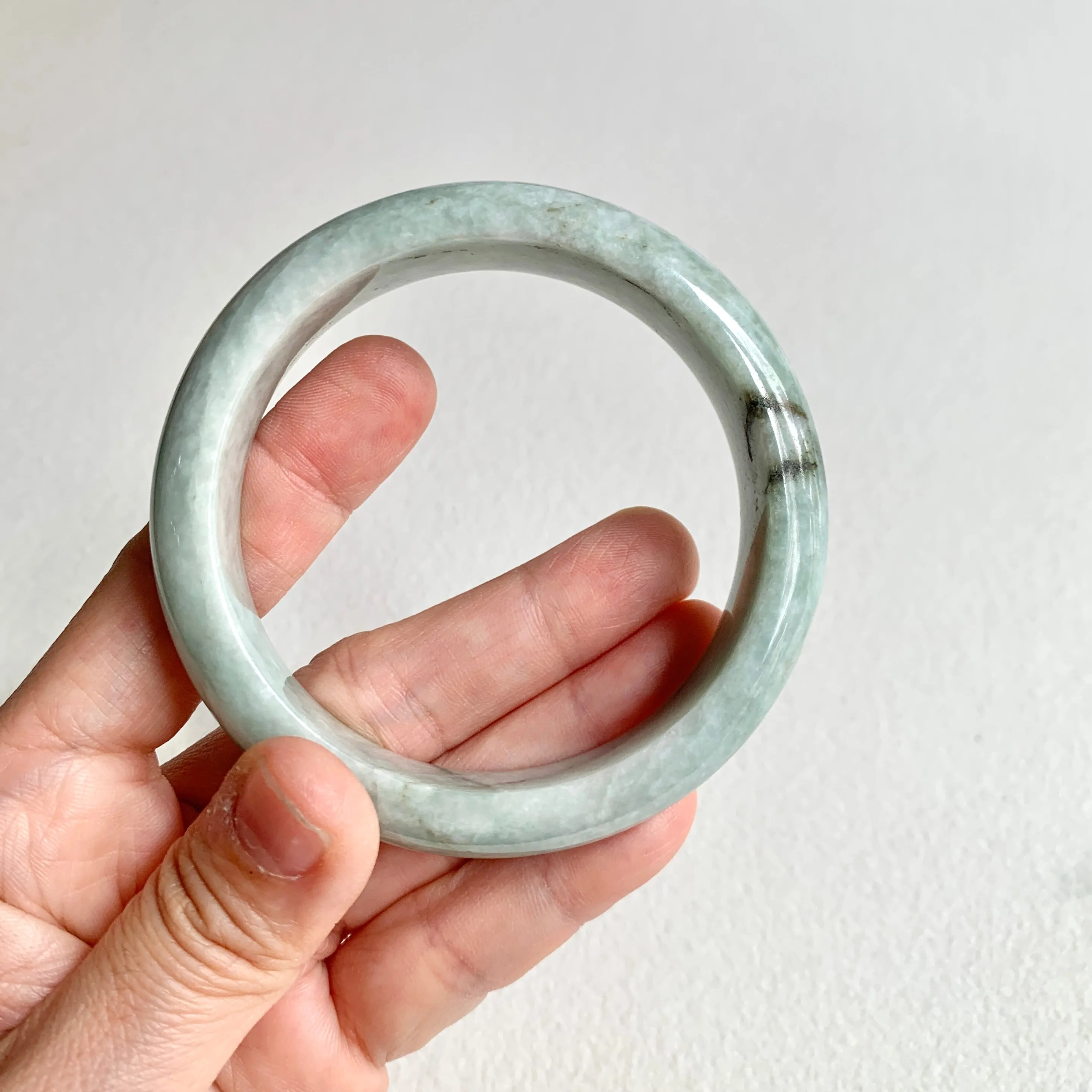 58.3mm A-Grade Natural Light Bluish Green Modern Round Bangle No. 600161