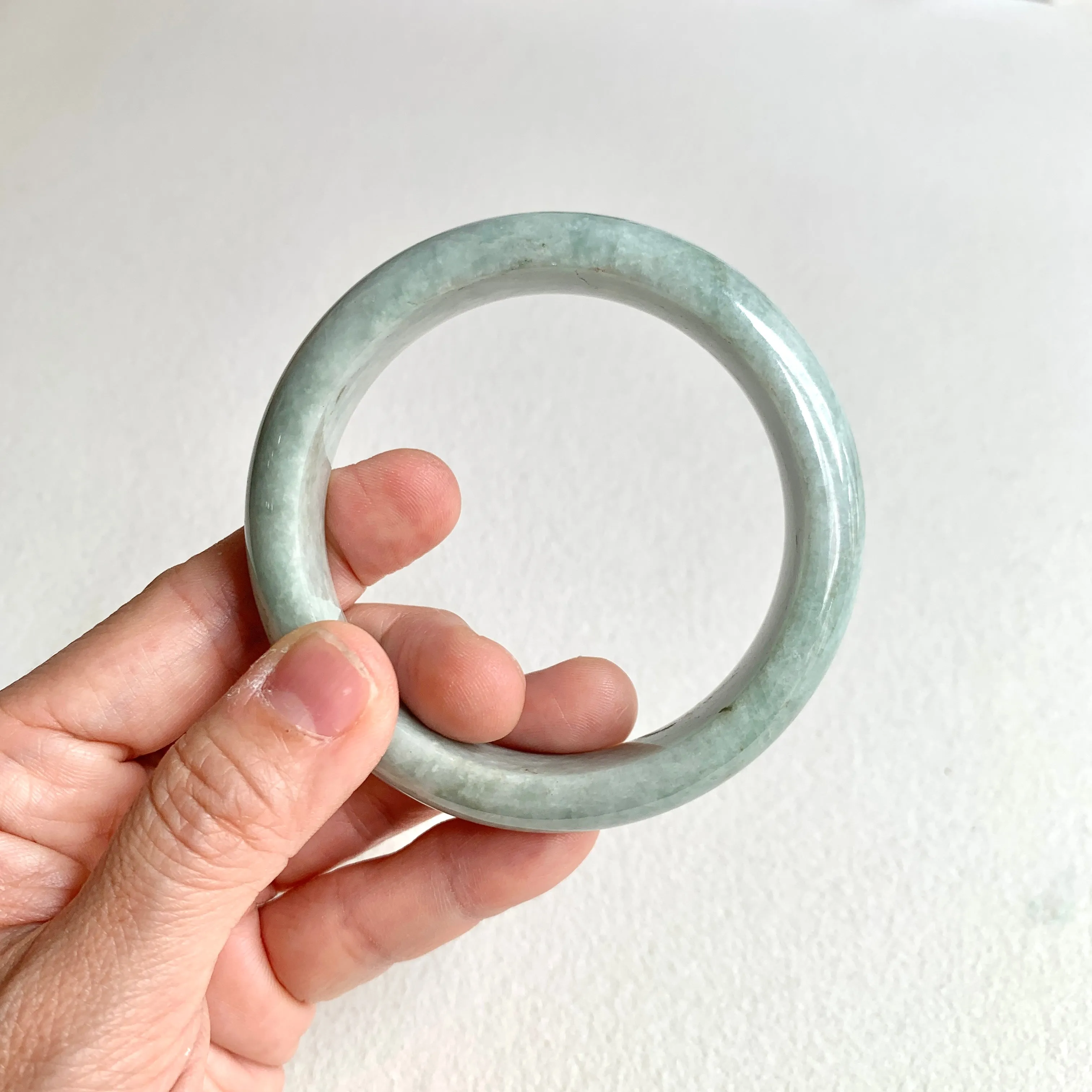 58.3mm A-Grade Natural Light Bluish Green Modern Round Bangle No. 600161