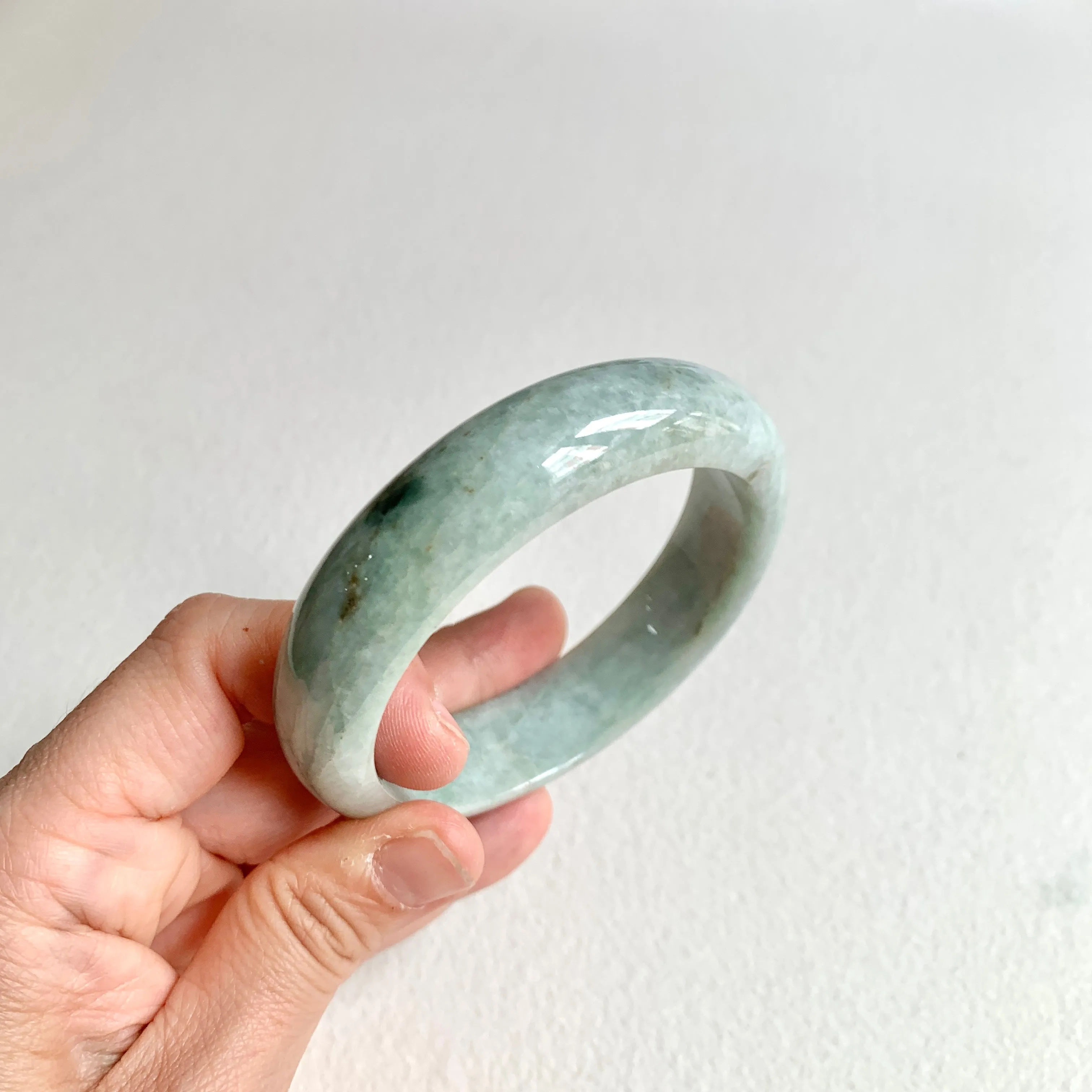 58.3mm A-Grade Natural Light Bluish Green Modern Round Bangle No. 600161