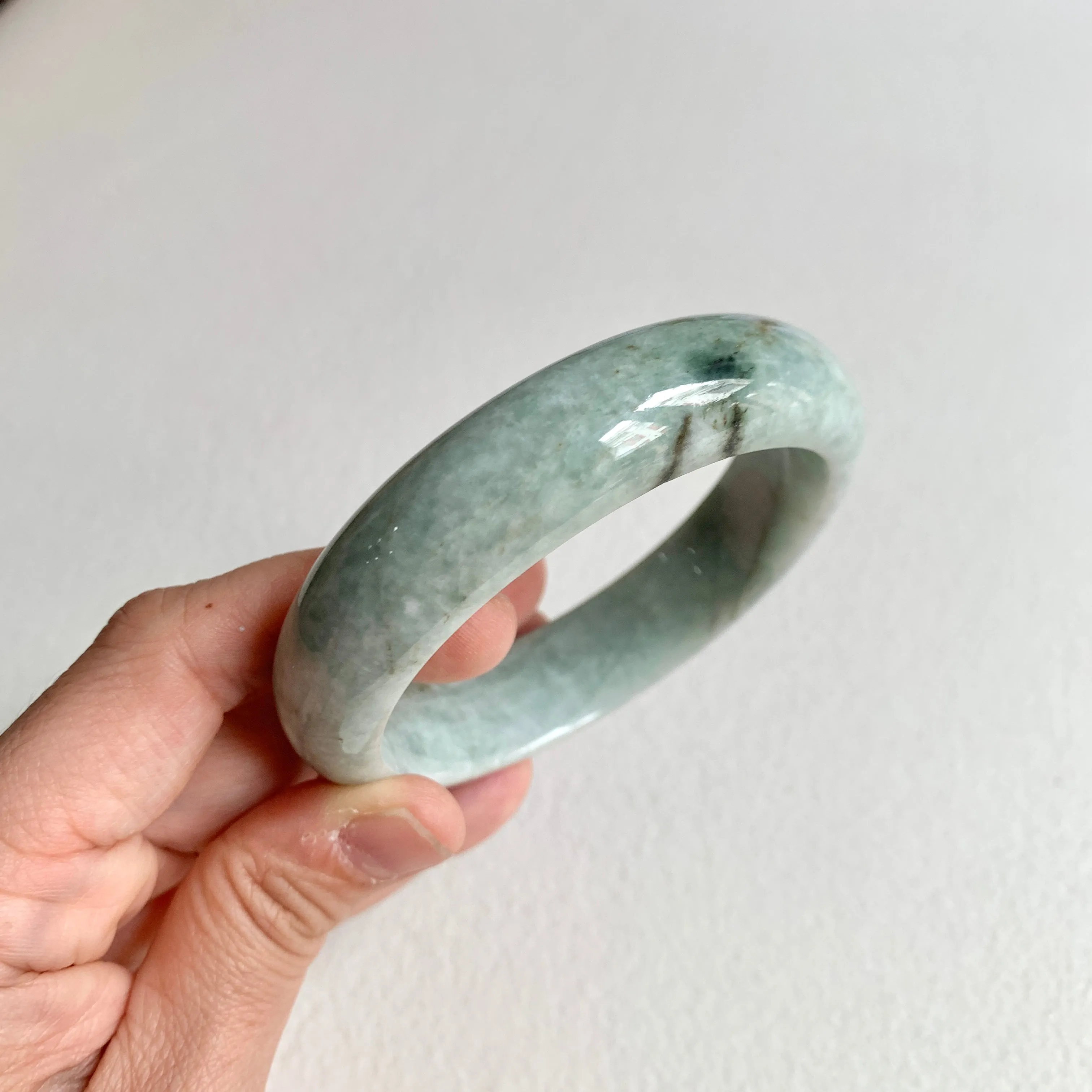 58.3mm A-Grade Natural Light Bluish Green Modern Round Bangle No. 600161