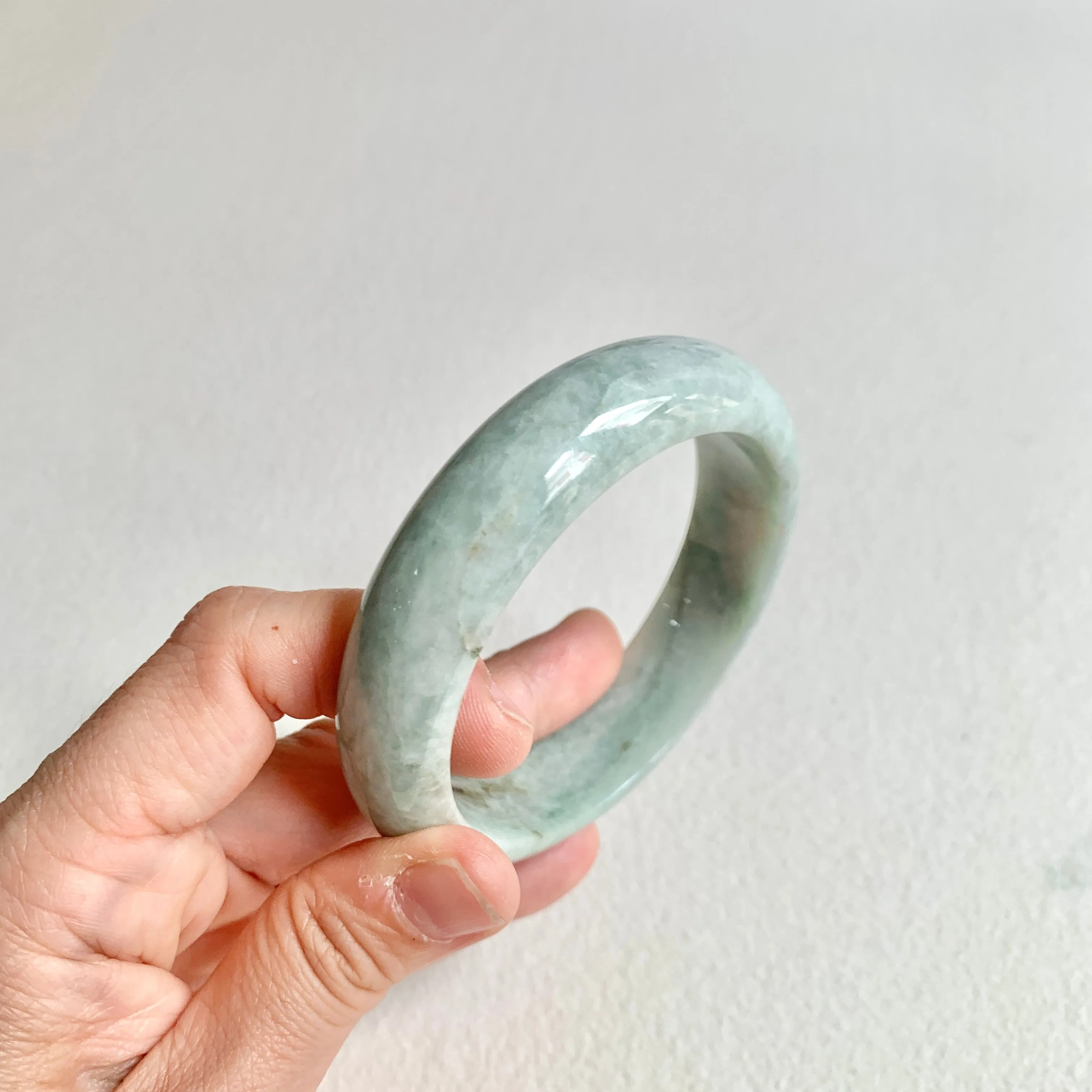 58.3mm A-Grade Natural Light Bluish Green Modern Round Bangle No. 600161