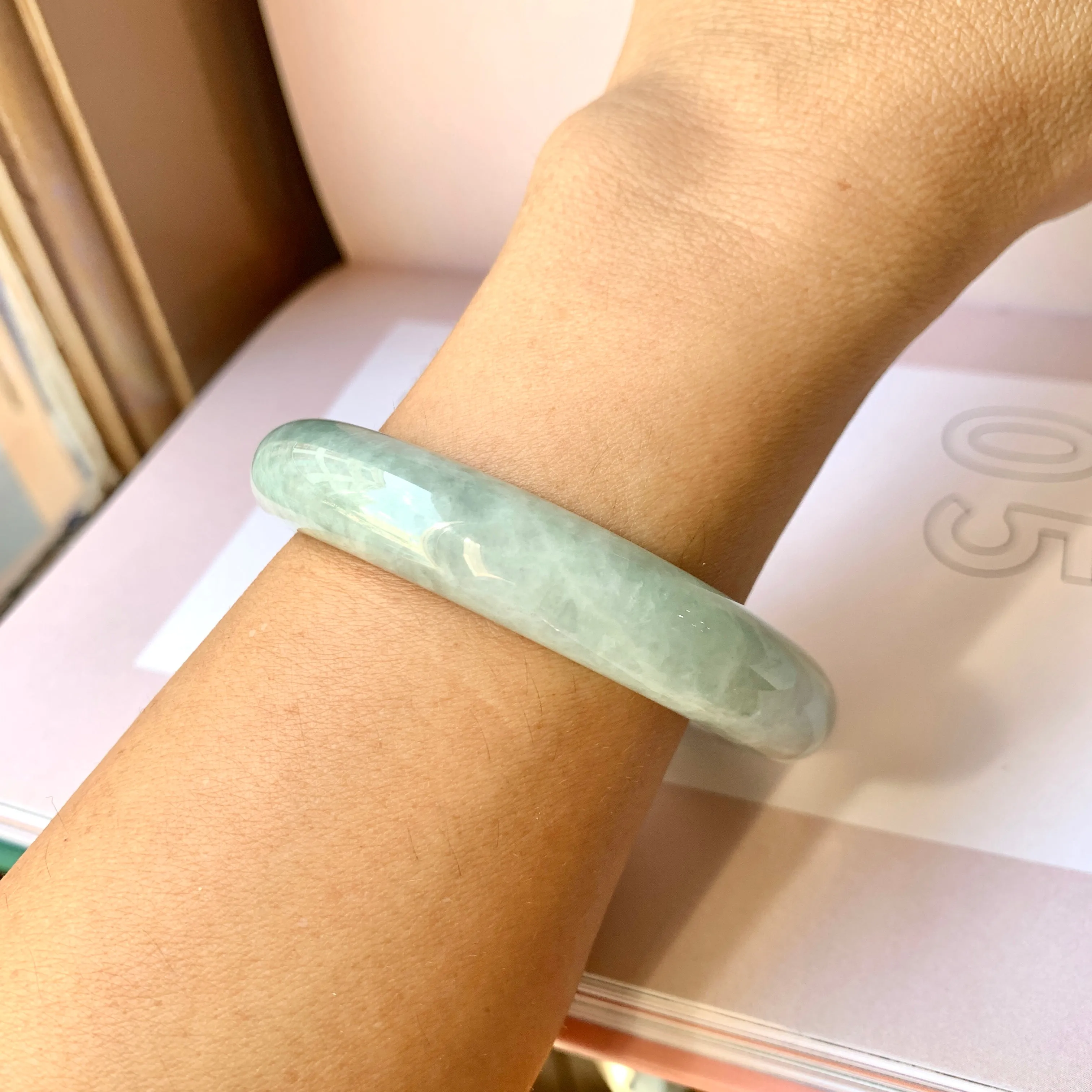 58mm A-Grade Natural Light Green Jadeite Modern Round Bangle No.151975