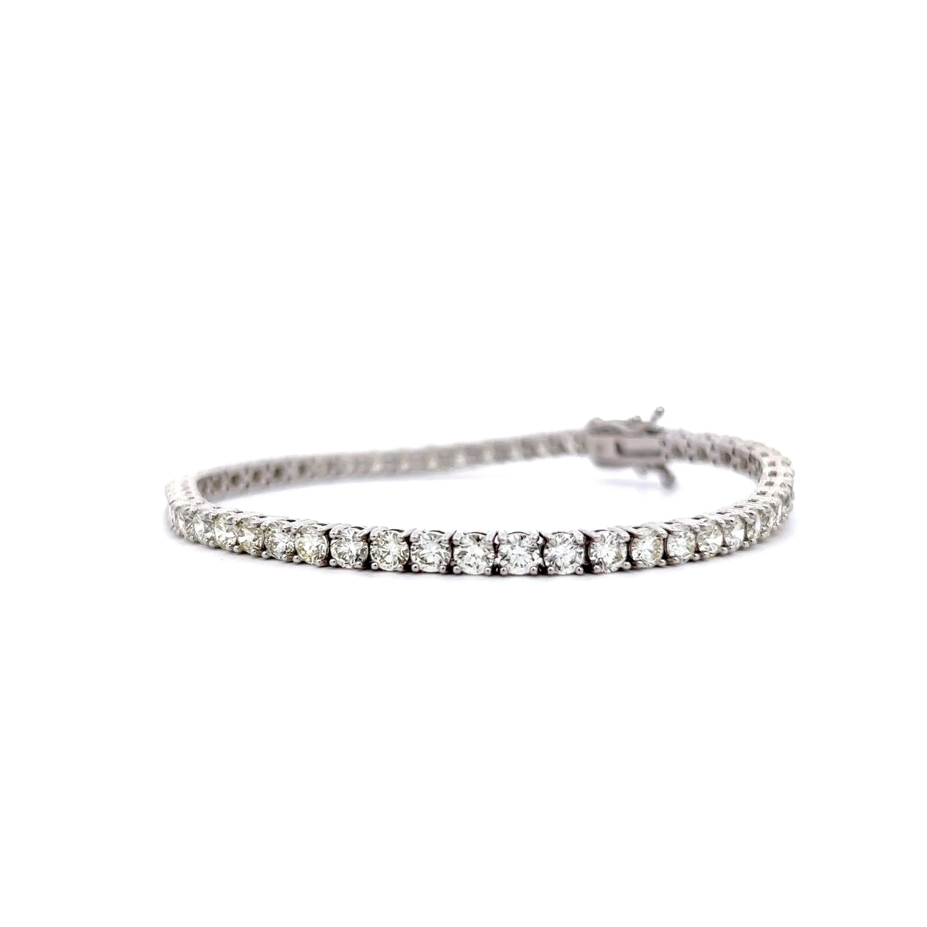 7.80 Diamond Straight Line Bracelet in 14k White Gold