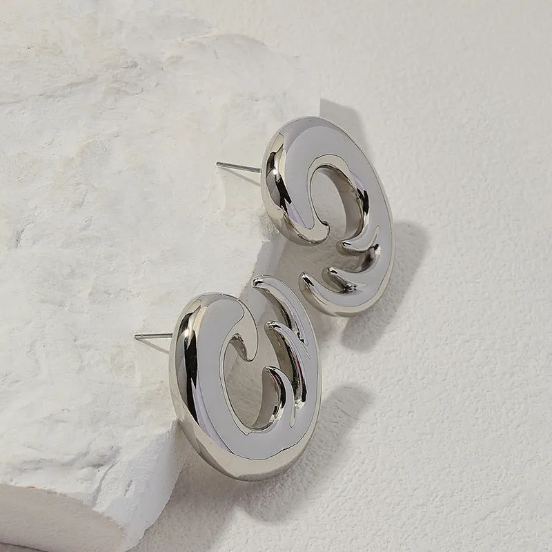 Bright Metal Spray Earrings with Unique Design