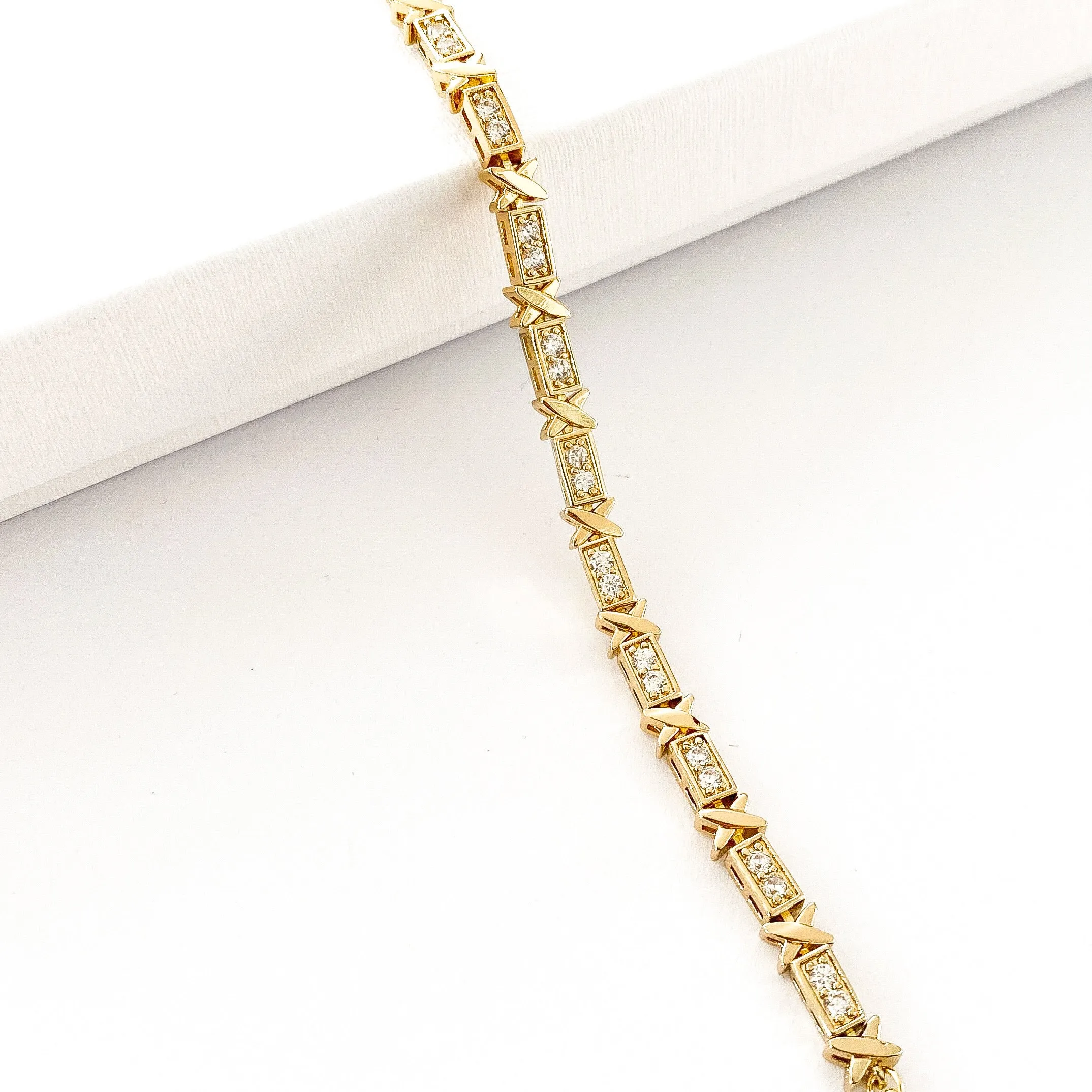 Clarissa Cris Cross Bracelet