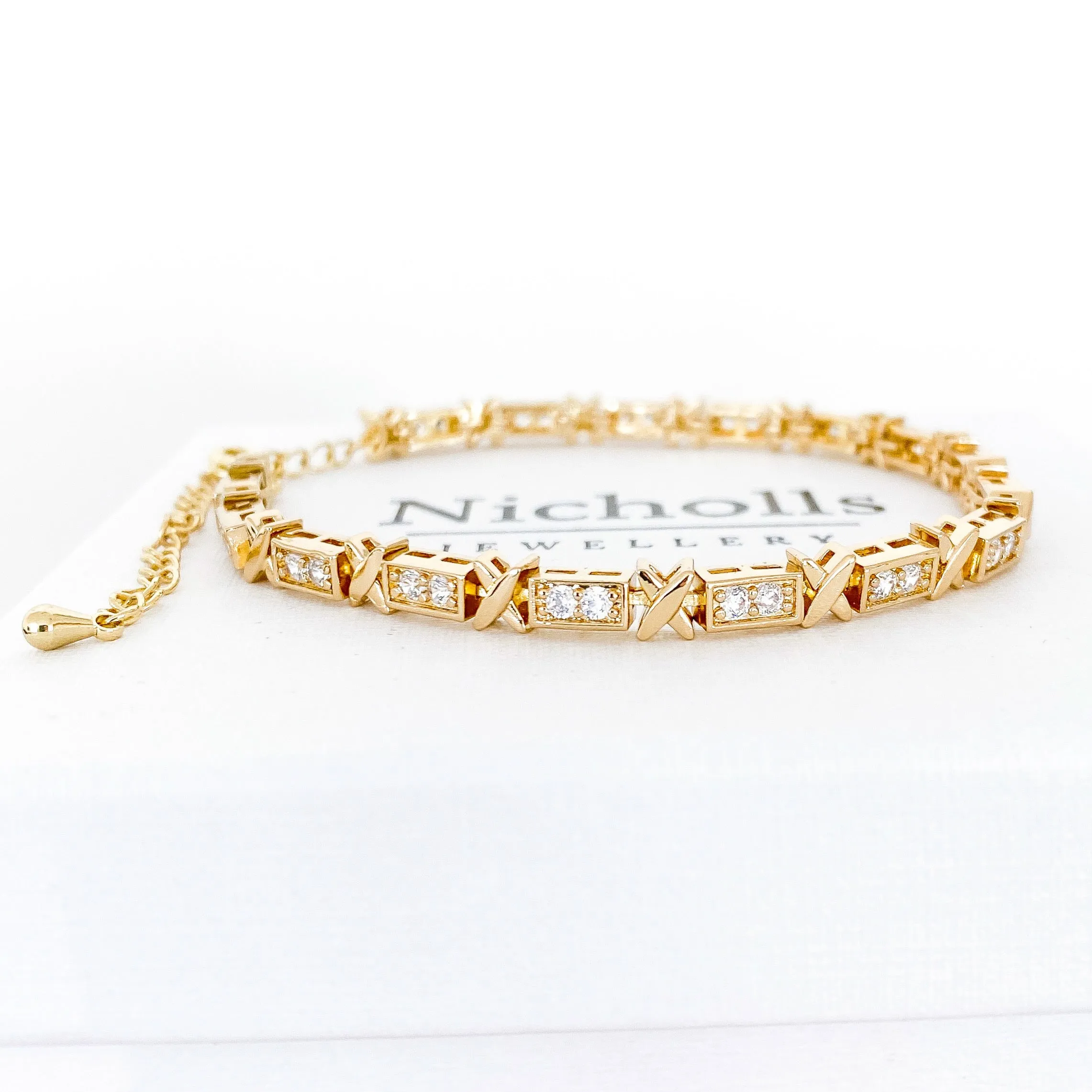 Clarissa Cris Cross Bracelet