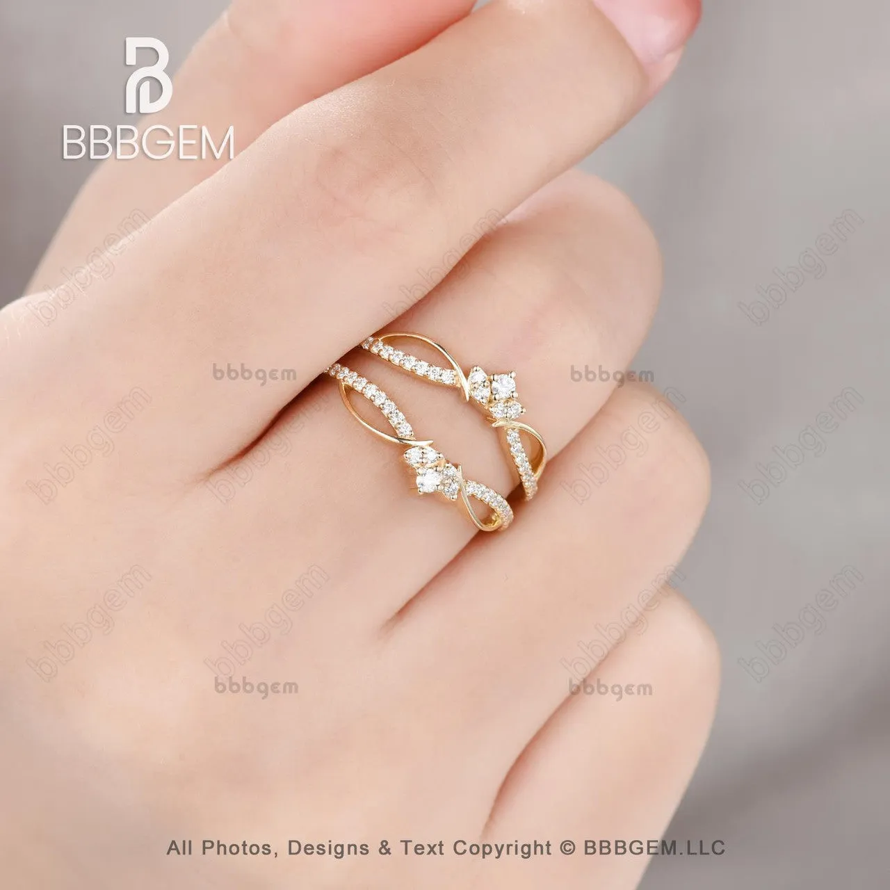 Diamond Vintage-Style Contour Enhancer Wedding Band Chevron Gold Ring for Women