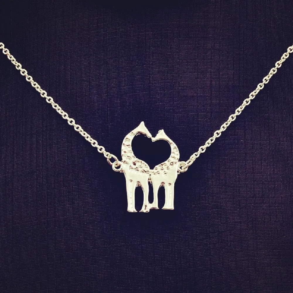 Double Giraffe Pendant Necklace For Women's Fashion Animal Pattern Wedding Casual Jewelry Girls Gifts