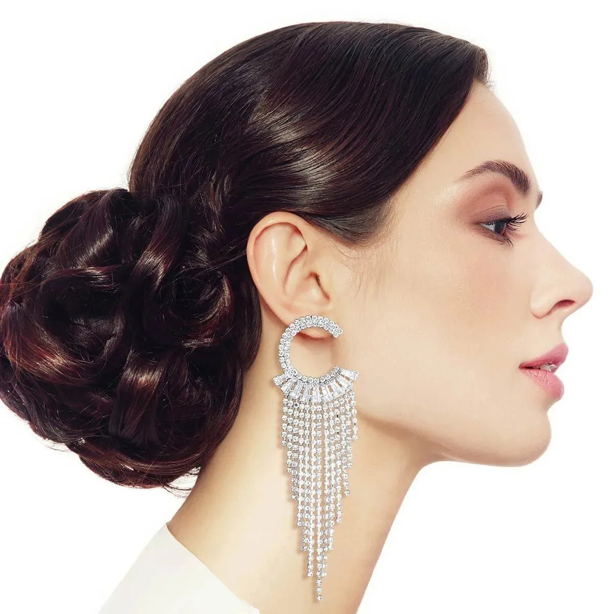 Elevate Your Style: Unique Statement Earrings to Express Yourself