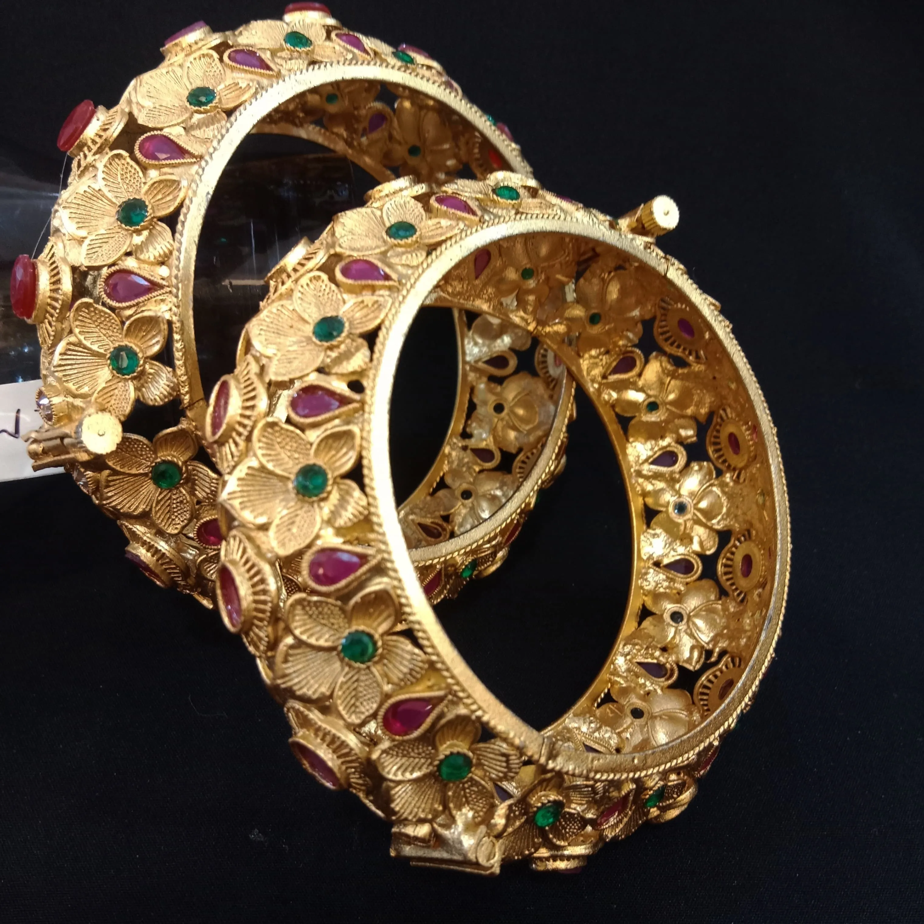 Geometric Pattern Gold Plated Bangles