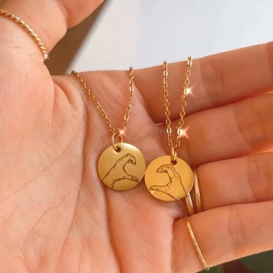 Lazer Engraved Couple Disc Necklaces - LINE ART