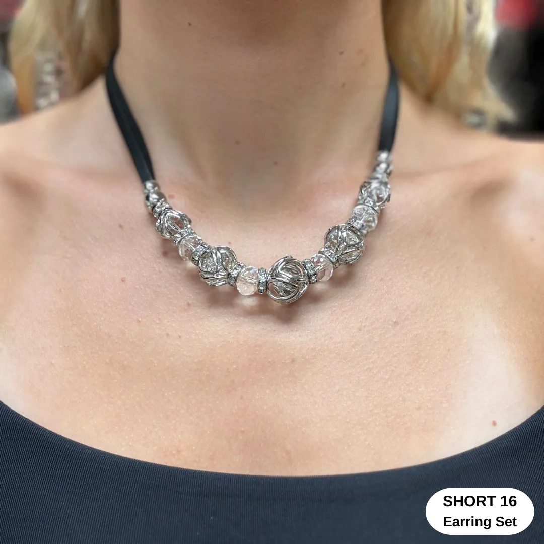 Necklace Short Silver/Bead