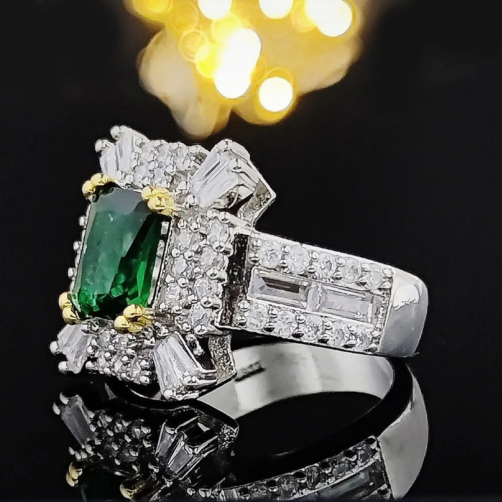 New Arrival Luxury Green Color Princess Cut Marvelous AAA  Quality CZ Diamonds Ring