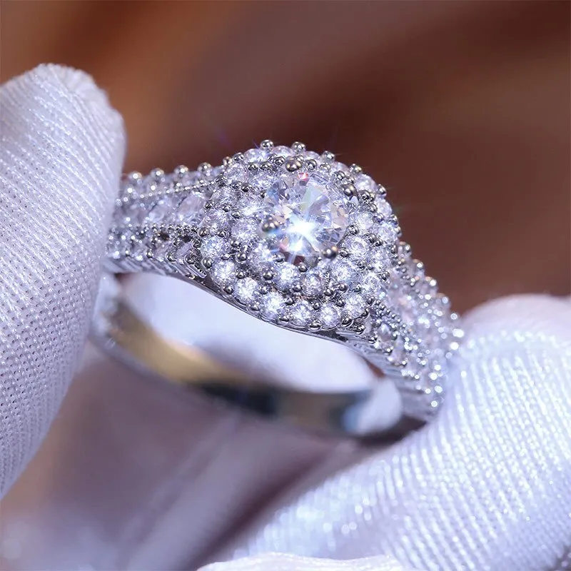 New Arrival Splendid Luxury Round Cut Designer AAA  Quality CZ Diamonds High End Rings