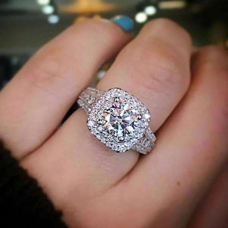 New Arrival Splendid Luxury Round Cut Designer AAA  Quality CZ Diamonds High End Rings