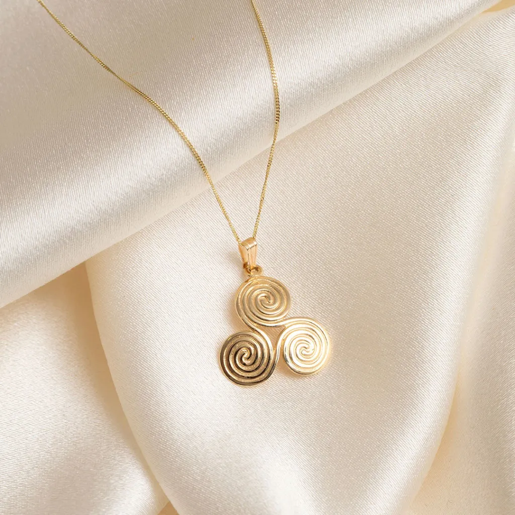 Newgrange Necklace | 10ct Gold