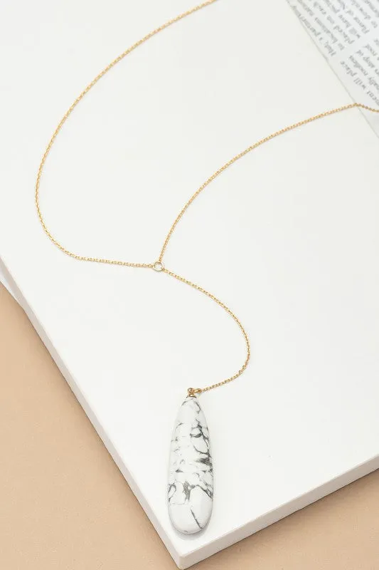 Oval Stone Pendant Necklace