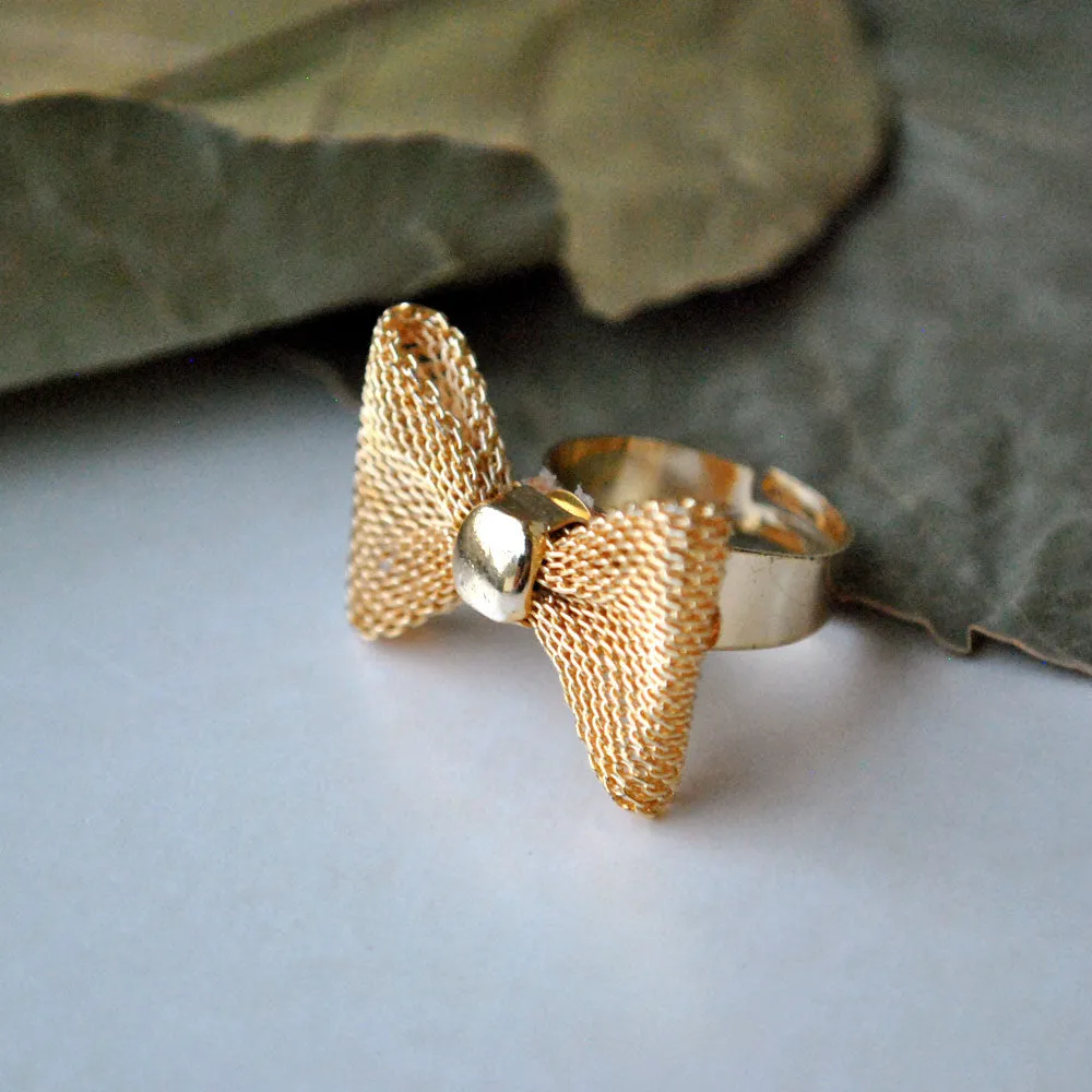Pretty Little Bow Ring
