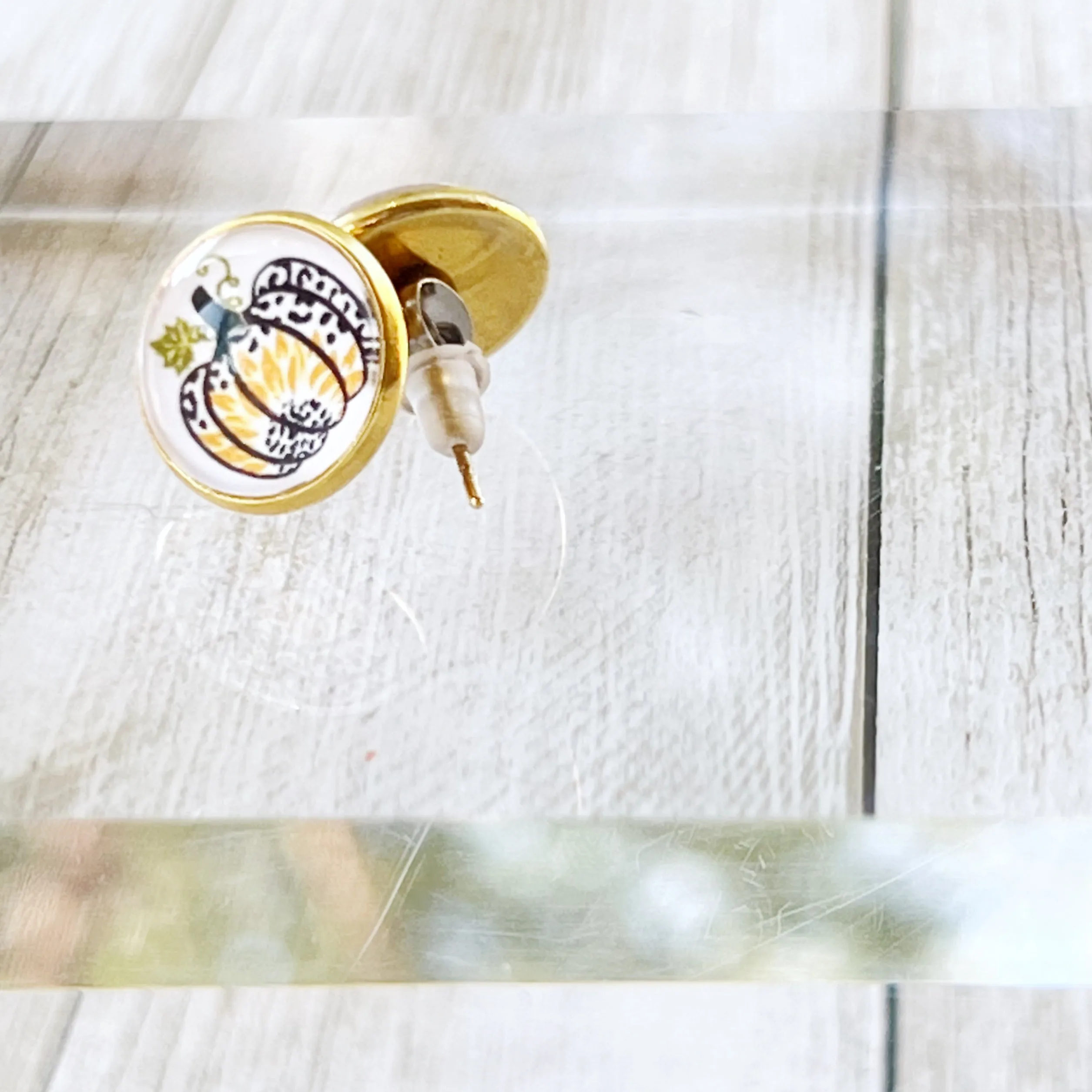 Pumpkin & Sunflower Gold Stud Earrings: Unique Autumn Accents for Your Style