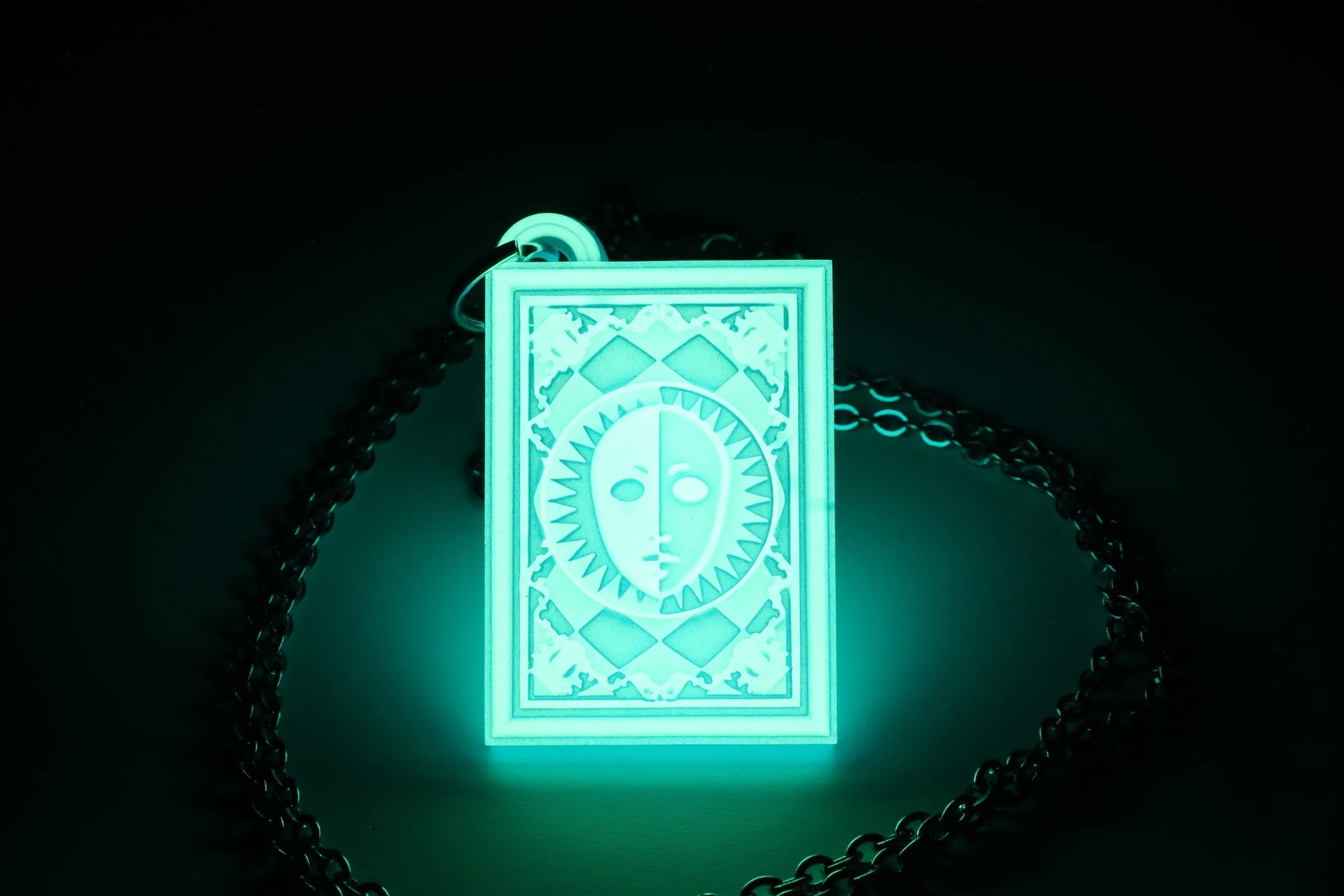 Shuffle Time Charm Necklace - Persona 3 Reload