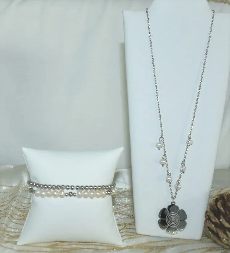 Silver Flower Necklace