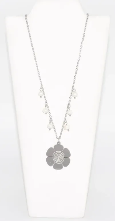 Silver Flower Necklace