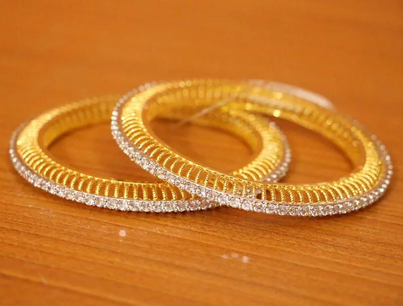 Single Line Gold Plated Pacheli Bangles
