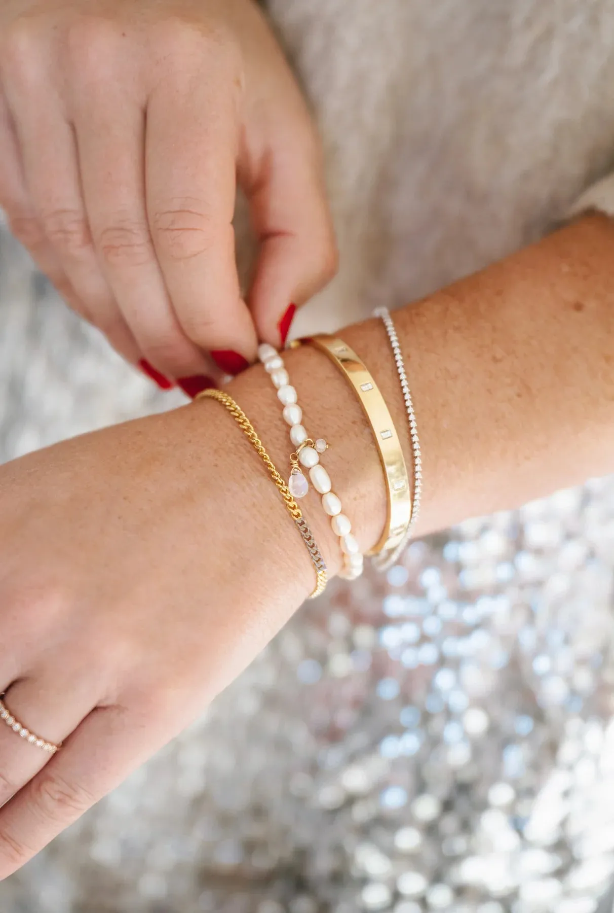Social Mini Bracelet  Pearl