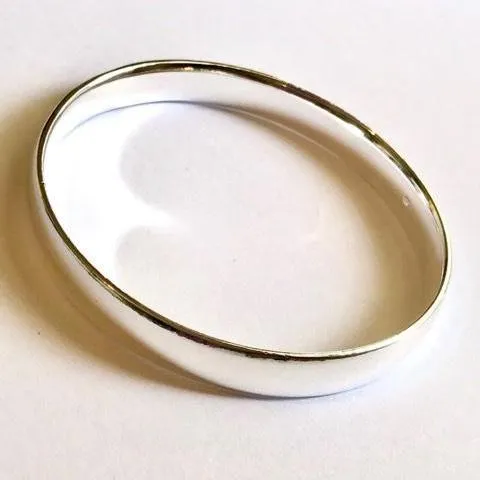 Solo Silver Bangle