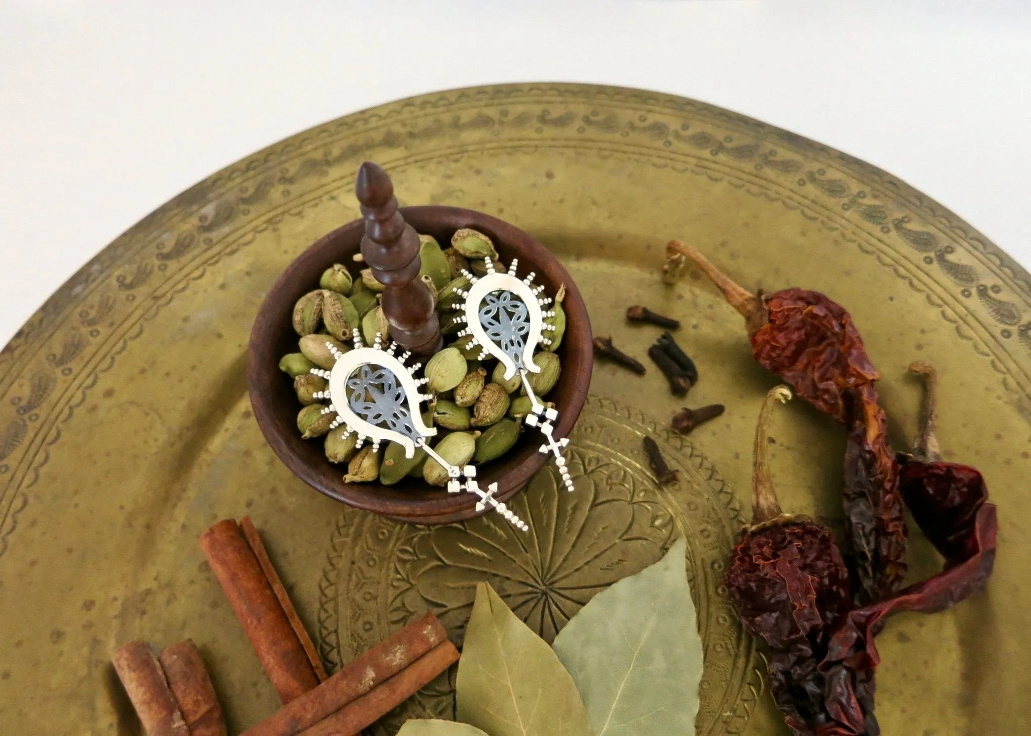 Stunningly unique, two-tone 'Sunehri' earrings
