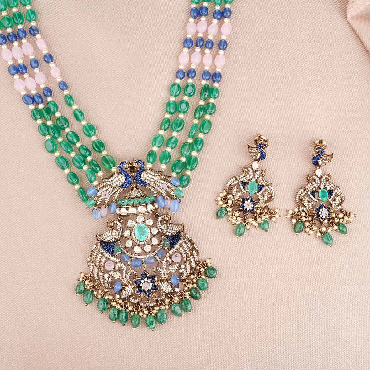 Stylish Victorian Long Necklace set