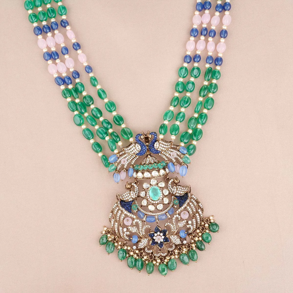 Stylish Victorian Long Necklace set