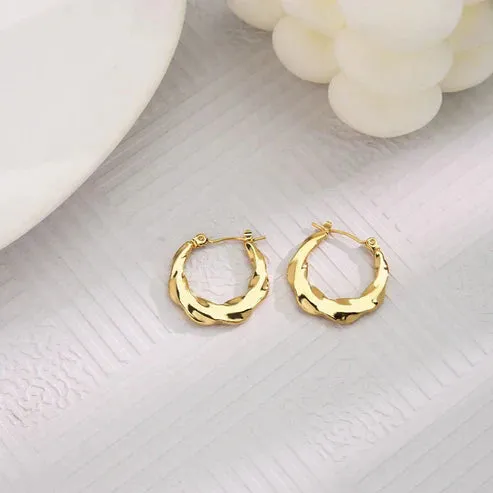 Twist Hoop Earrings Gold