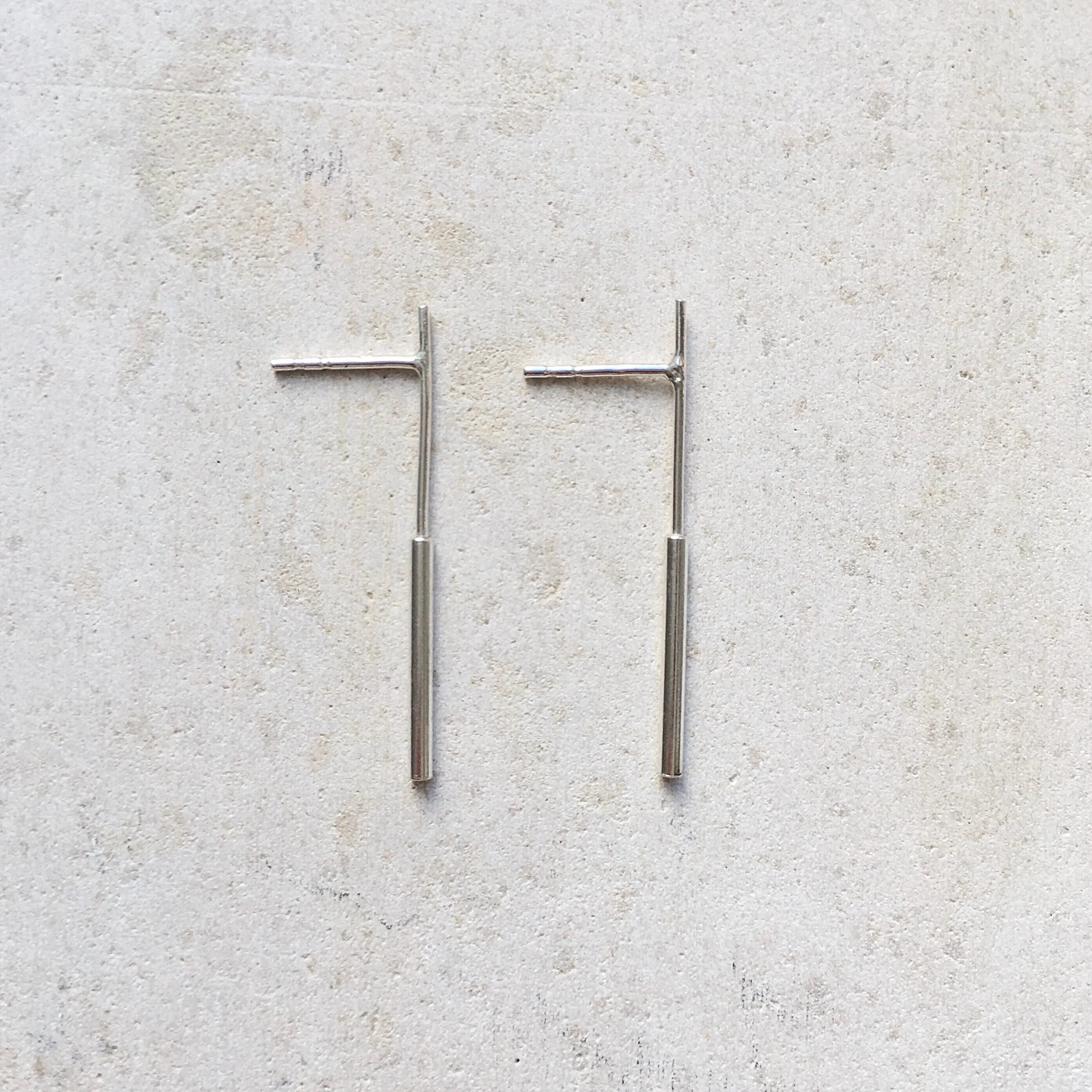 Unique line minimalist earrings