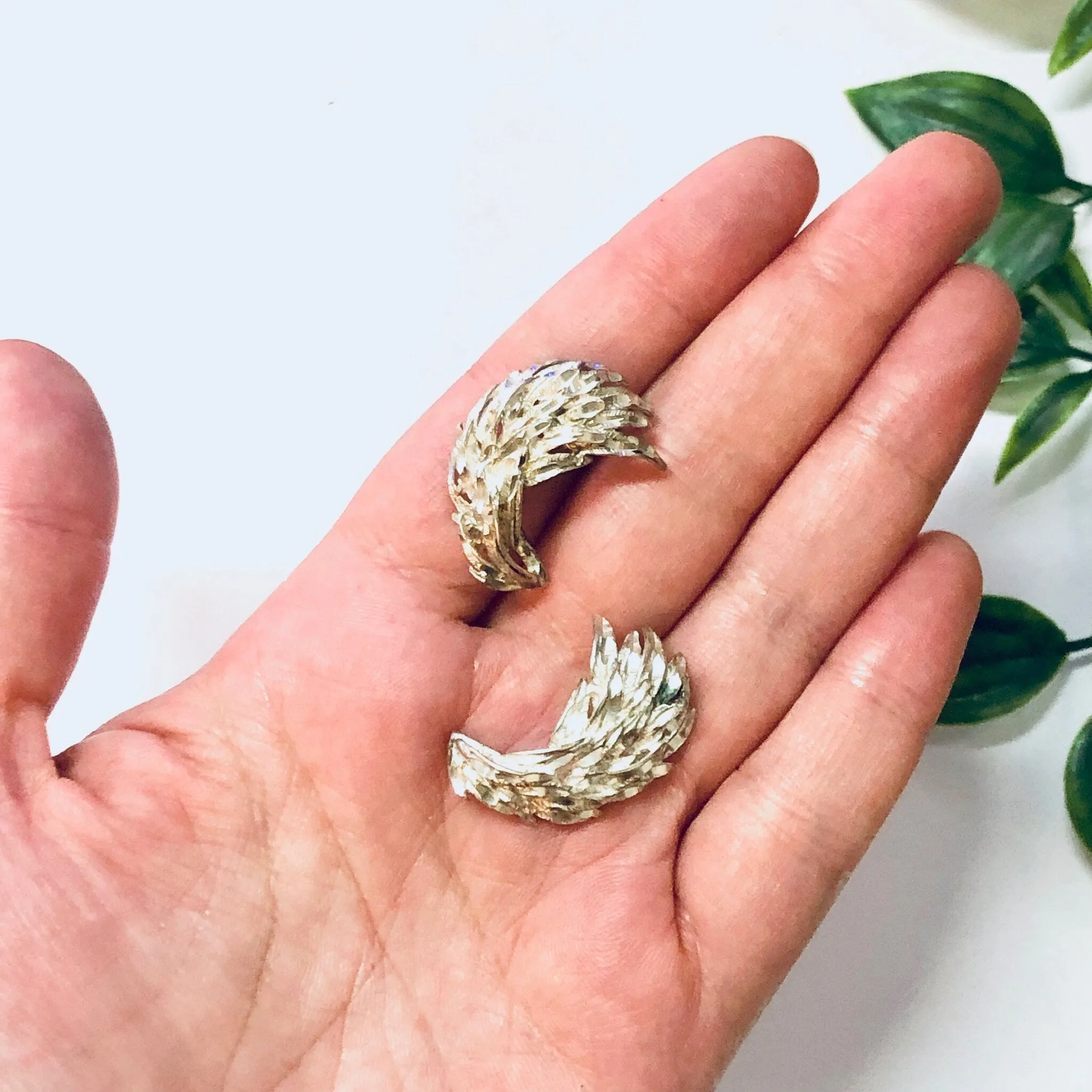 Vintage Earrings, Silver Earrings, Vintage Jewelry, Pierced Ears, Feather Earrings, Leaf Earrings, Unique Jewelry, Sparkly Jewelry, 925