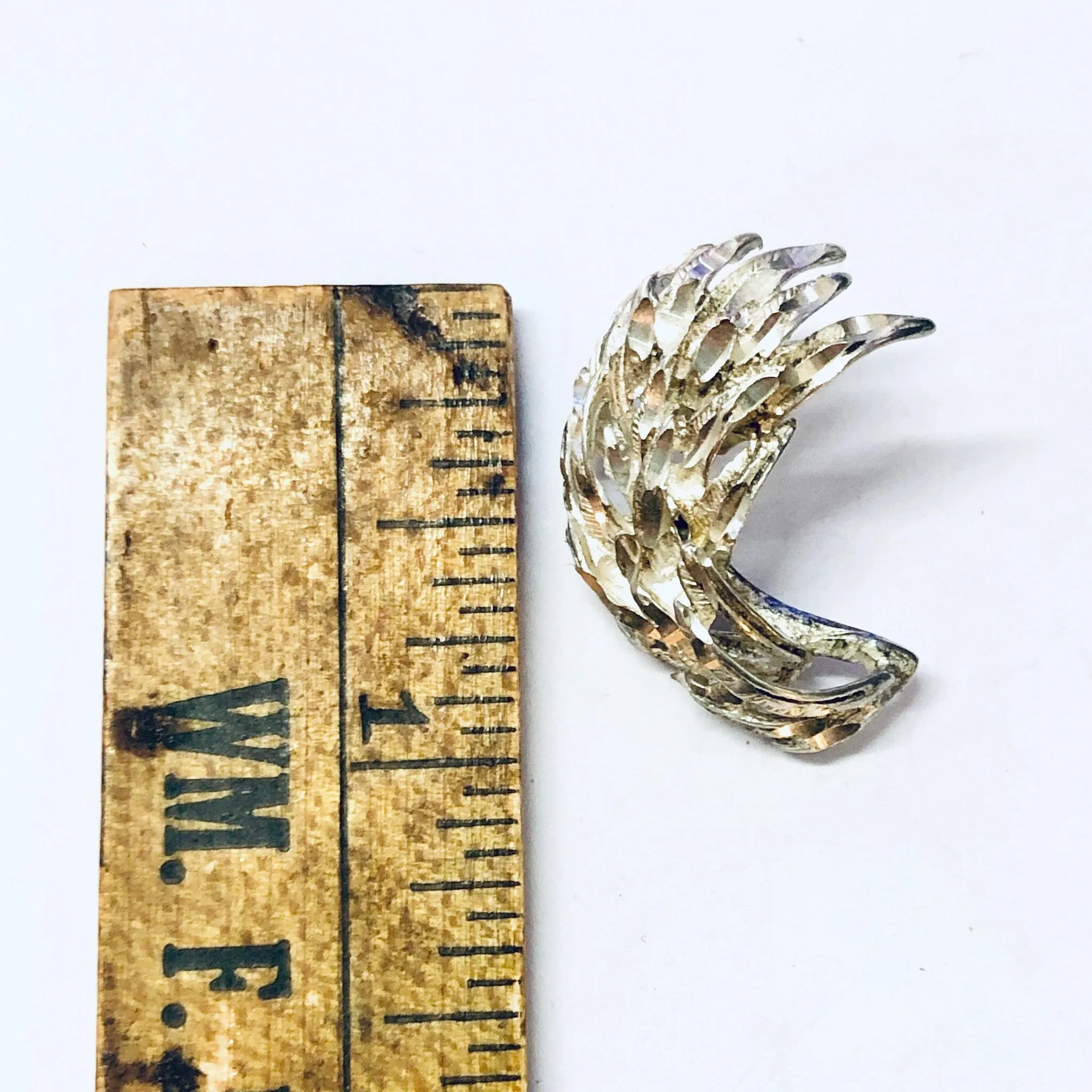 Vintage Earrings, Silver Earrings, Vintage Jewelry, Pierced Ears, Feather Earrings, Leaf Earrings, Unique Jewelry, Sparkly Jewelry, 925