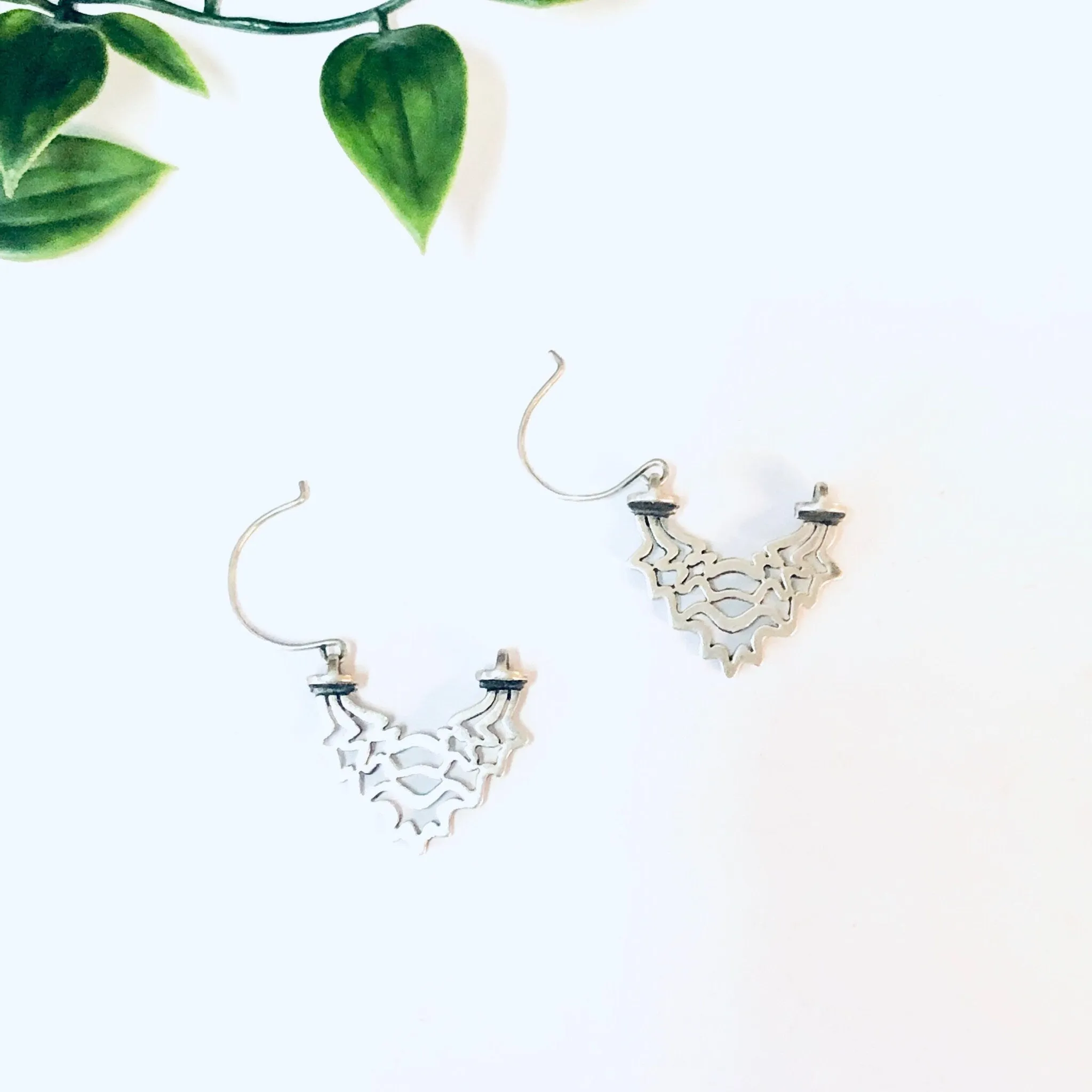 Vintage Earrings, Silver Earrings, Vintage Jewelry, Unique Earrings, pierced Ears, Hoop Earrings, Dangle Earrings, 925 Earrings, Dragon